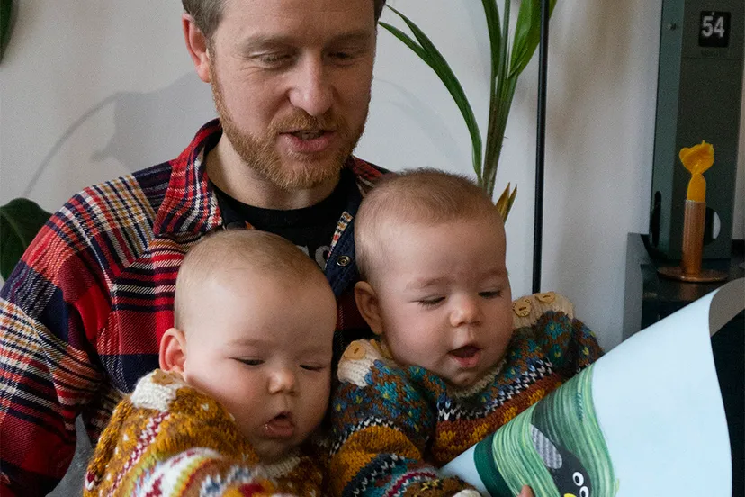 tweeling met boekje coco kan het