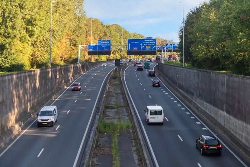 verkeer op a22 bij velsertunnel nr 4