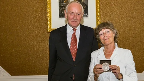 x1vifhjgfxpkuw1kpopde0sfo 2014 08 2515 34 35