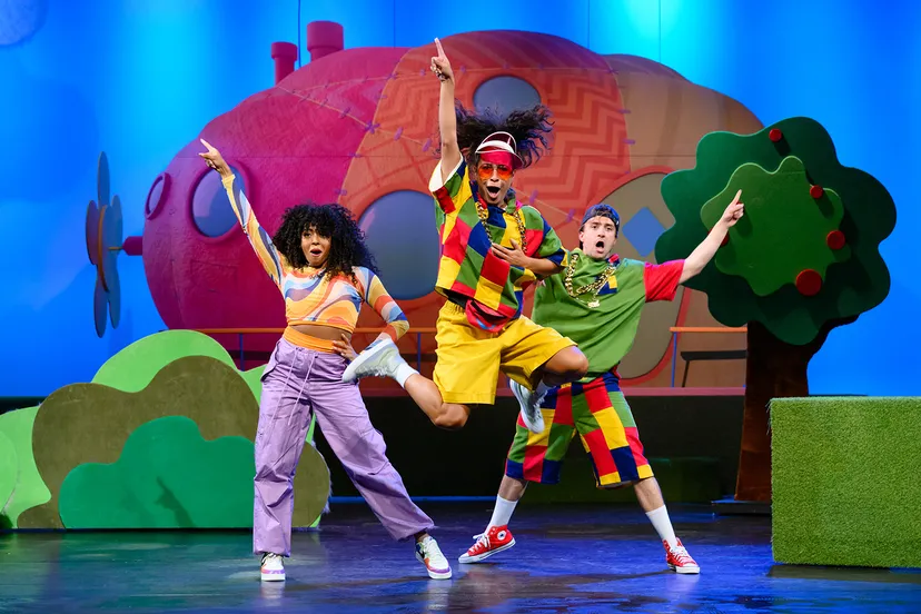 zin in zappelin live bazarmedia fenna en de dansers kopie