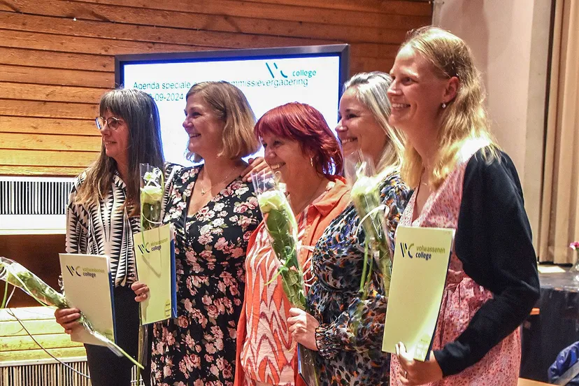 diplomering heemskerk met docent 2 kopieren