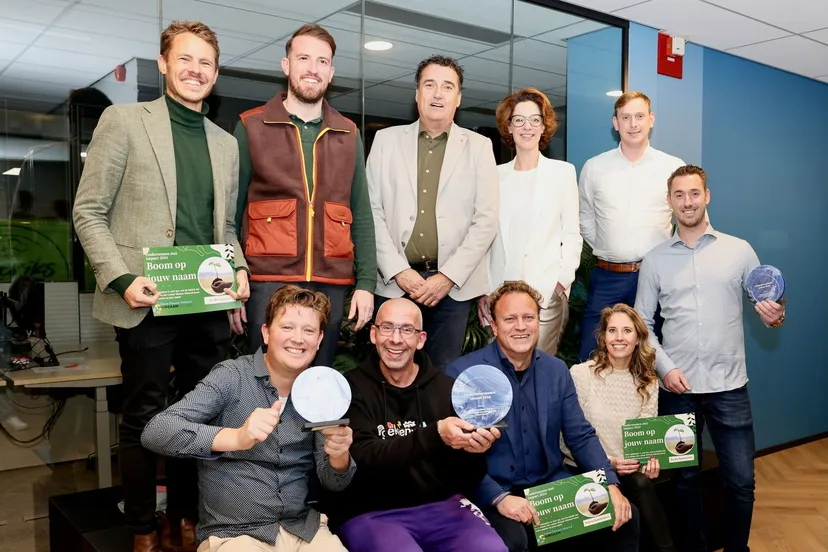 vlnr de woonzaken patina de bie buitenwerk met weth suzanne klaassen