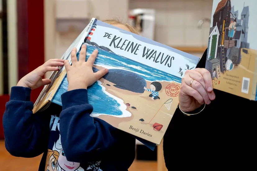 geef een prentenboek cadeau foto marjolein jense fotografie