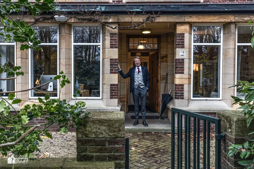 ad ingang kantoorruimte