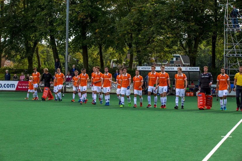 line up