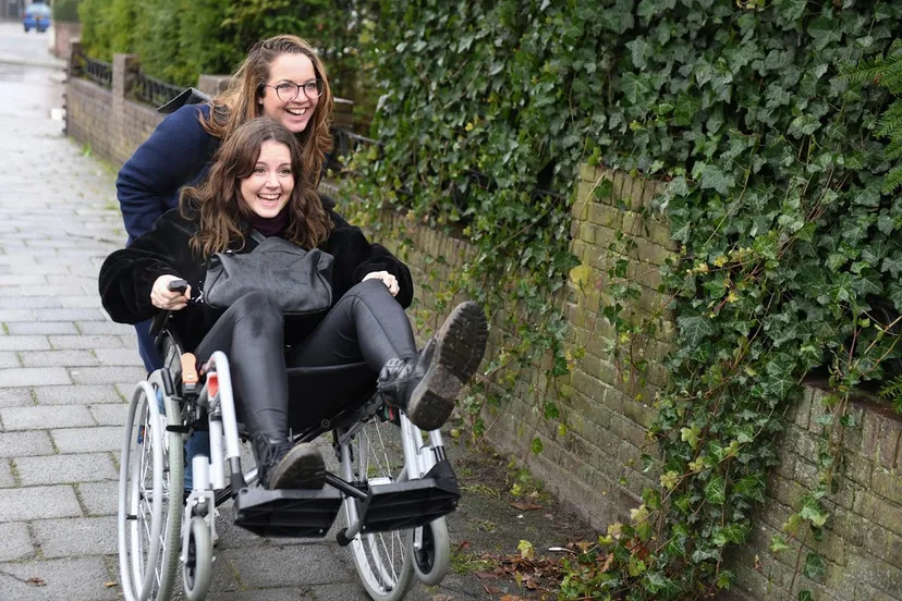 wandelmaatje rolstoel