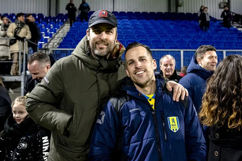 download 121022 s1000x1000