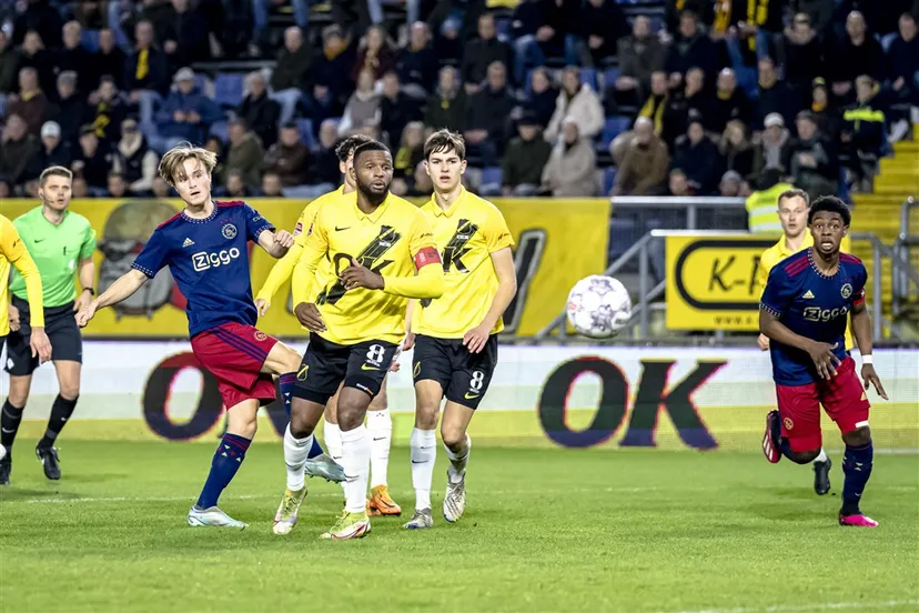 download 124760 s1000x1000