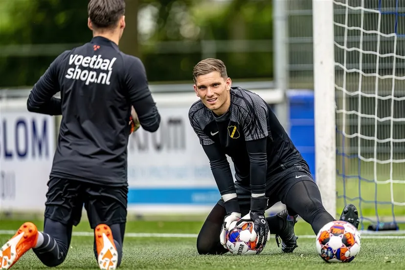 download 137189 s1000x1000