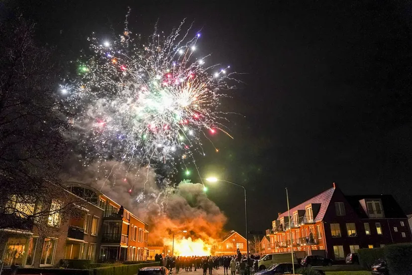 download scaled 1000x1000 71031