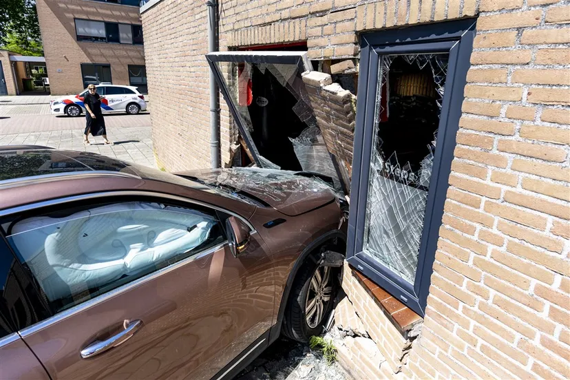 download scaled 1000x1000 90399