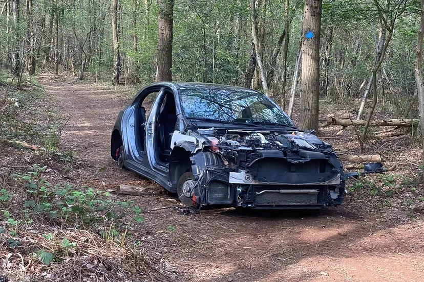 gestripte mercedes edit