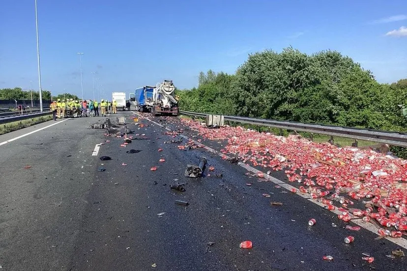 dodelijk ongeval vrachtwagens a59 heesch rijkswaterstaat