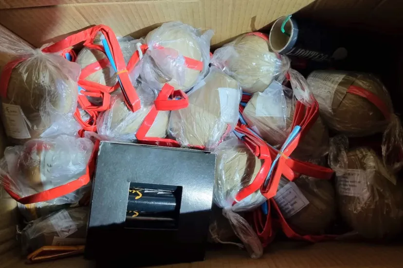 20251117 Politie_Kaatsheuvel_illegaal_vuurwerk