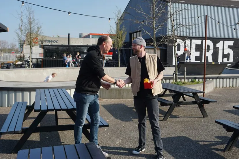 overhandiging onderscheiding aan jeroen van eggermond