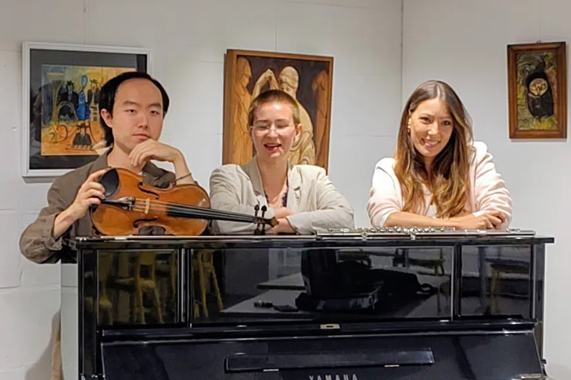 Trio-Accent-3-vierkant