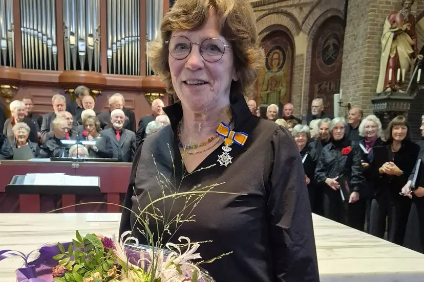 Mevrouw Kuijpers-van Leeuwen Lid in de Orde van Oranje-Nassau