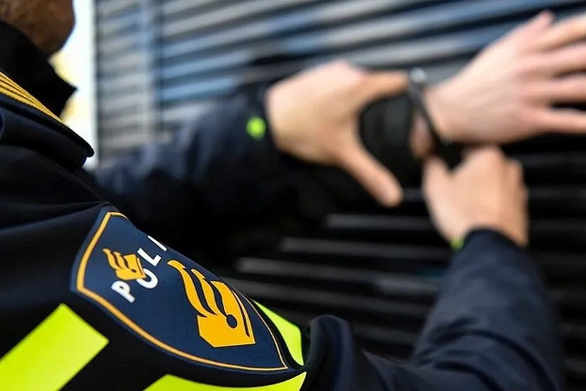 aanhouding boeien007