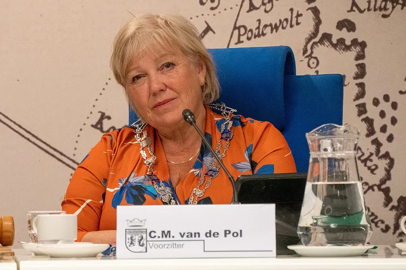 caroline van de pol lennard jan geerts wiki