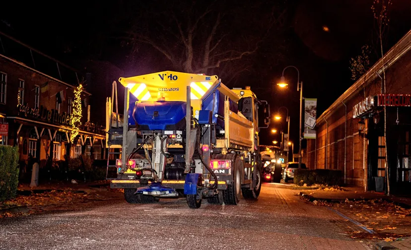 20210208 strooien baarle gbn