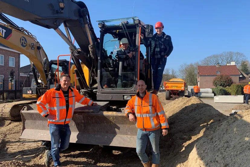 275603900 266702878968665 1610115605139817396 n