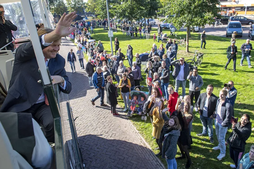 2018 136 koning willem alexander opent schaapskooi bargerveen 1 marcel j de jong