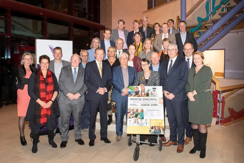 2018 157 groepsfoto drentse zorgtafel