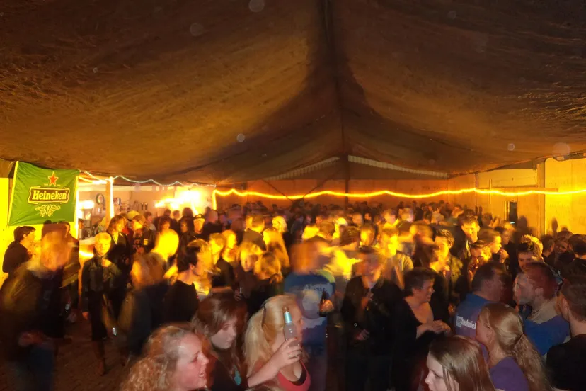 893045 111140509080093 1621814549 o