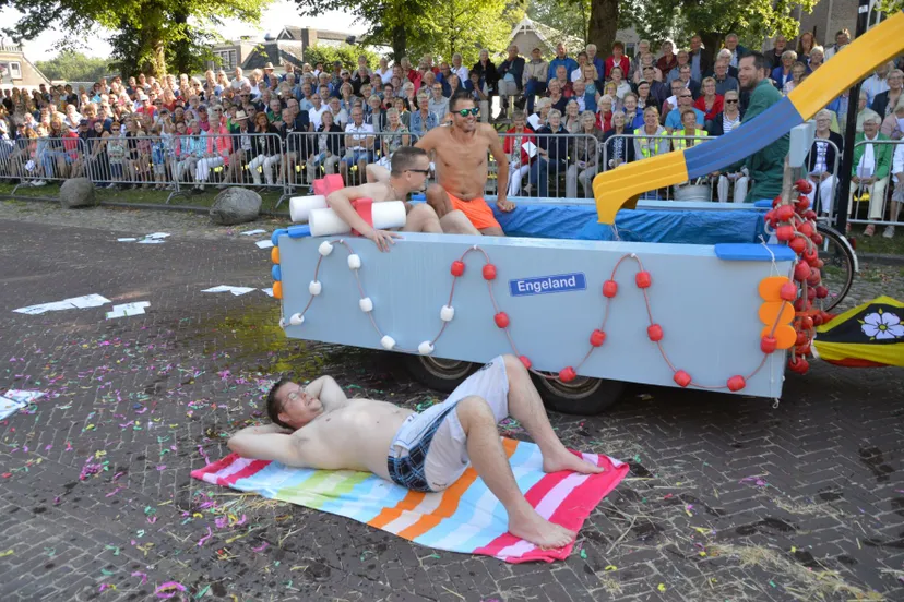 apn 24082019 optocht ruinen54