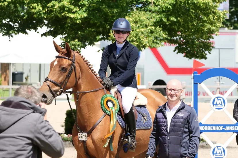ch cheung nikita winnaar bemer young riders foto hans khoe