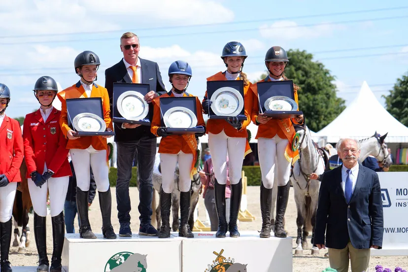 ch nederlands team children 02 foto hans khoe