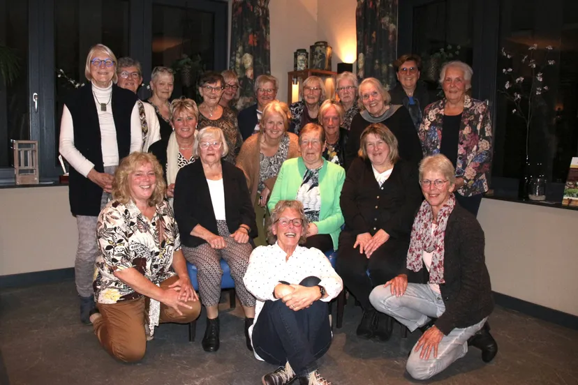 de stapel vrouwen van nu de stapel oktober 2023 foto 01 aaltsje ypeij