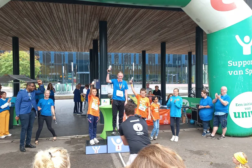 de wijk nk stoepranden iris hofstra