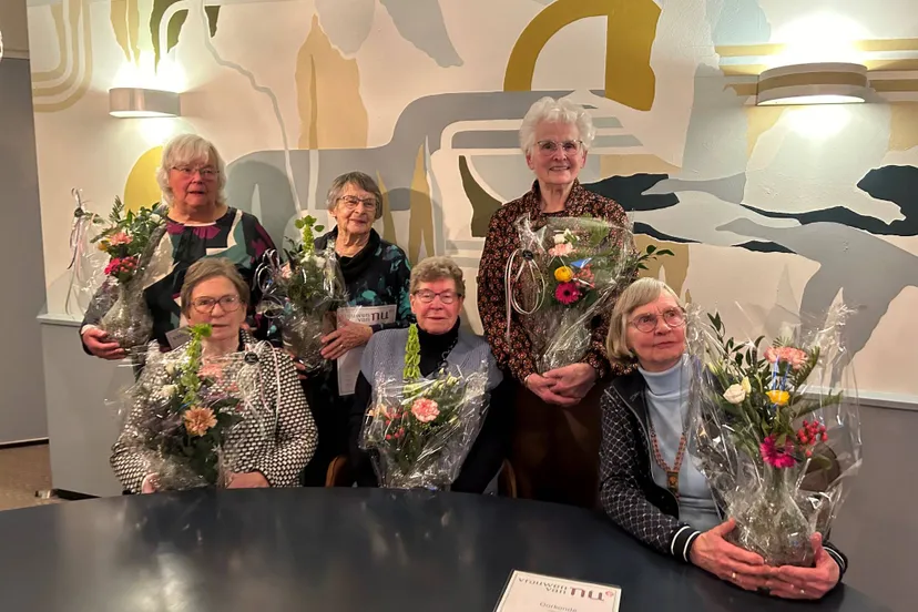 de wijk vrouwen va nu foto benny spin