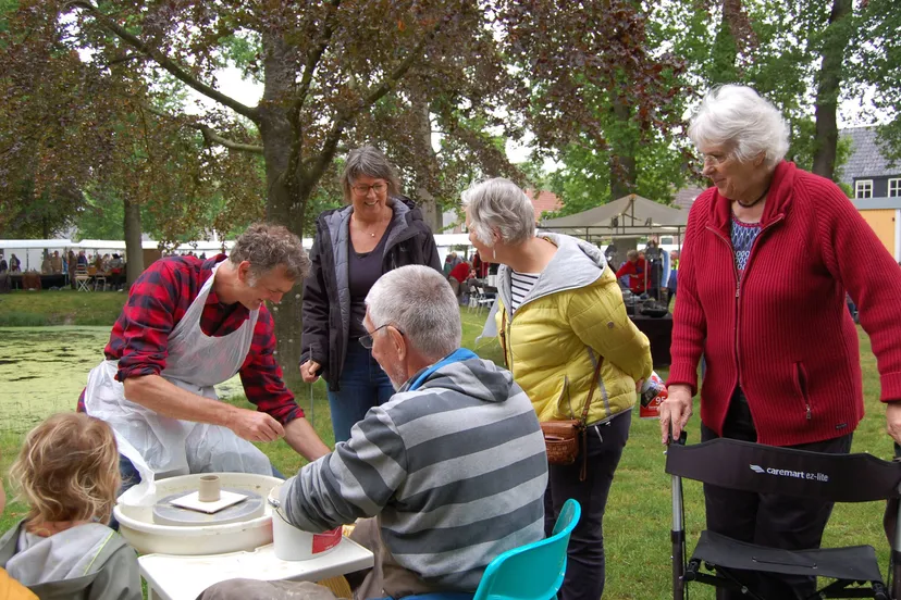 dwingeloo keramiekmarkt