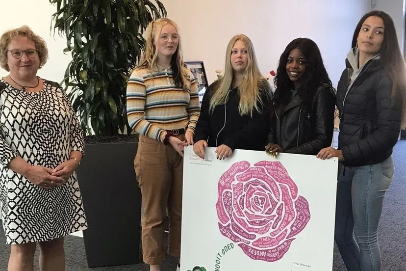 hoogeveen fleur bloemen stichting kleiner