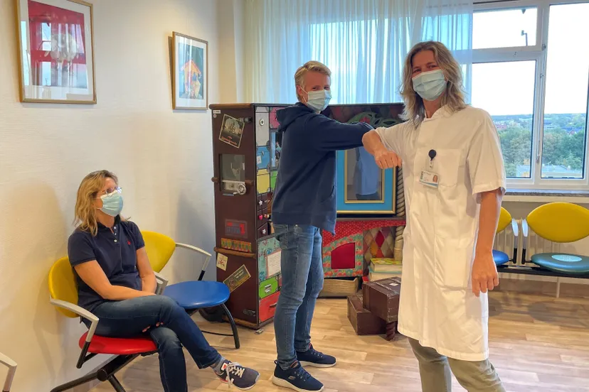 hoogeveen kinderarts andra de vries in wachtkamer nieuwe poli