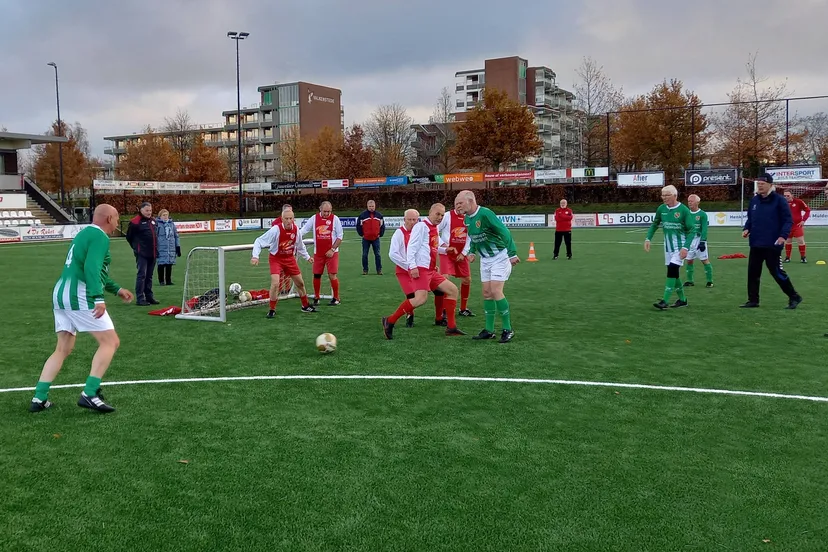 hoogeveen walking voetbalclipboard01