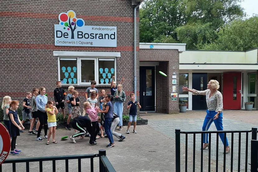 kerkenveld wethouder hilda mulder bosrand kerkenveld