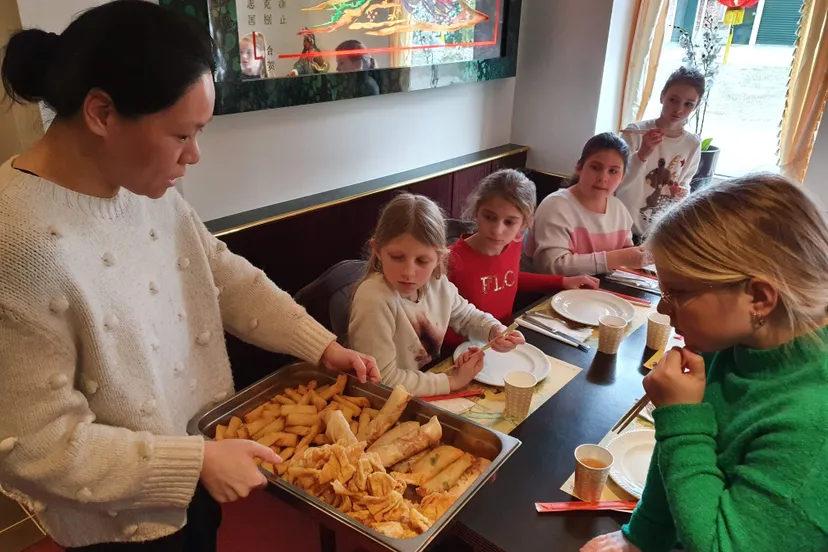 loempias rollen in ruinen