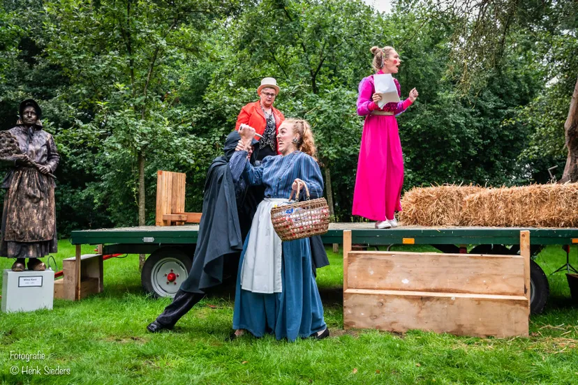 mina koes try out5 henk sieders