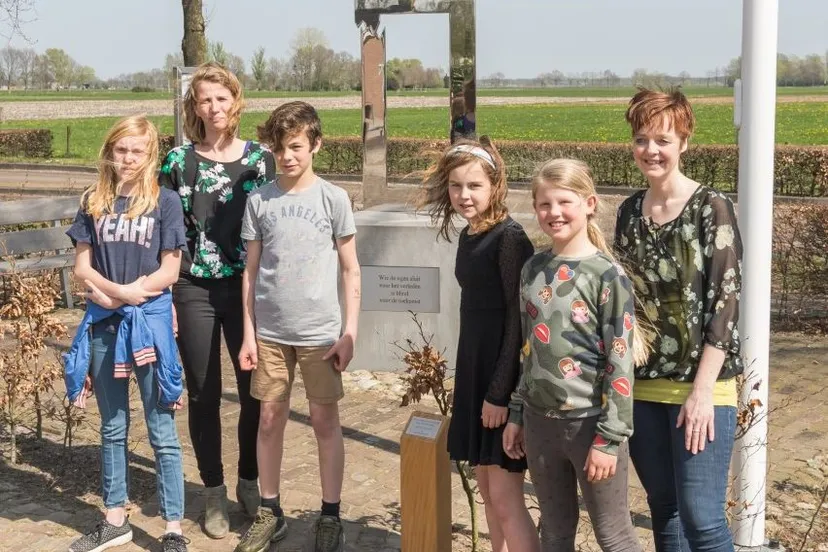 monument alteveer kerkenveld
