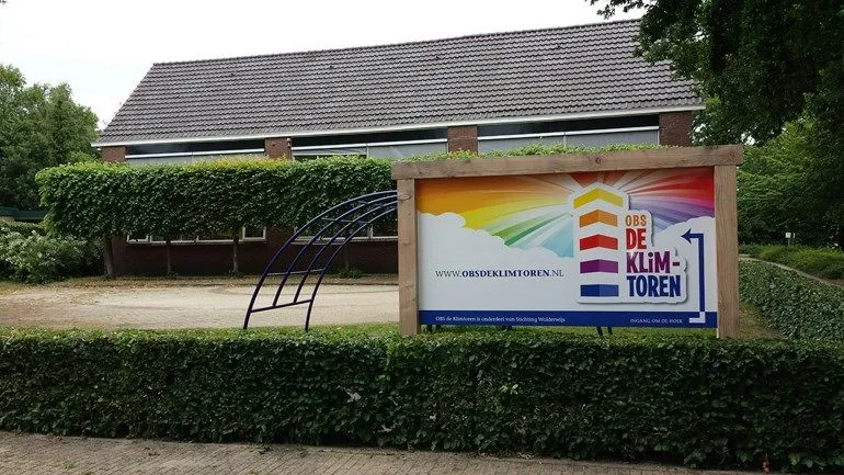 obs de klimtoren in drogteropslagen 002