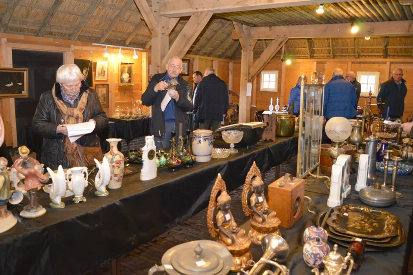 pn02042016 kijken veiling ruinerwold