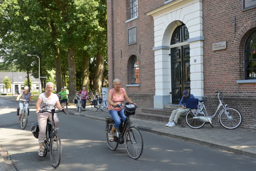pn02082018 fietstochtzuidwolde4