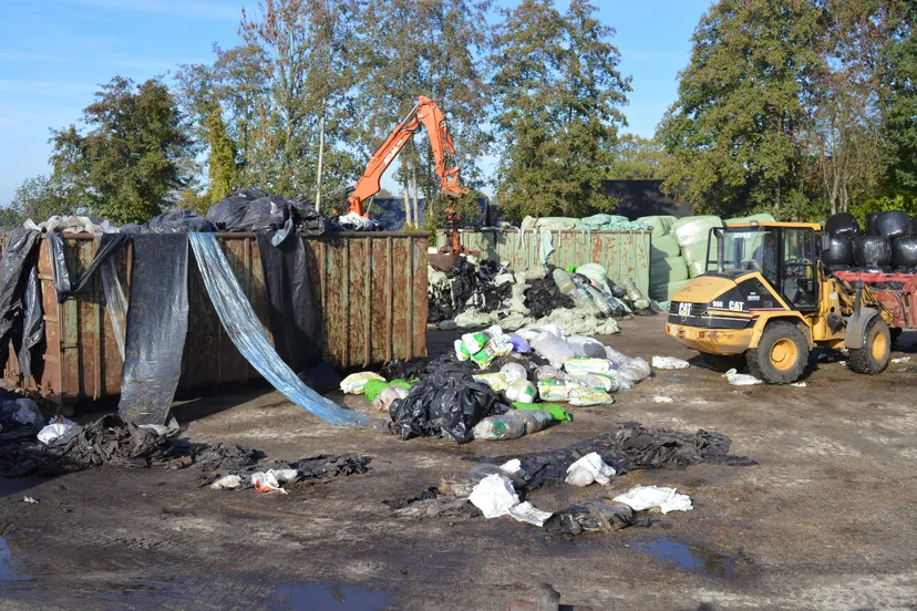 pn03112018 landbouwplastic koekange6