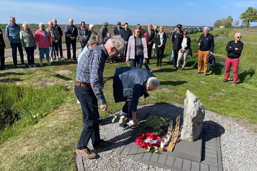 pn04052022 ruinerwold infobord halifax monument7