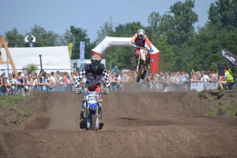 pn05062016 crisiscross5