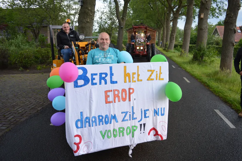 pn07062019 optocht koekangerveld bert loof afscheid
