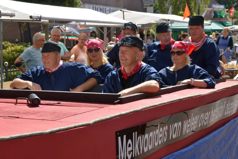 pn14072018 optocht veeningen30